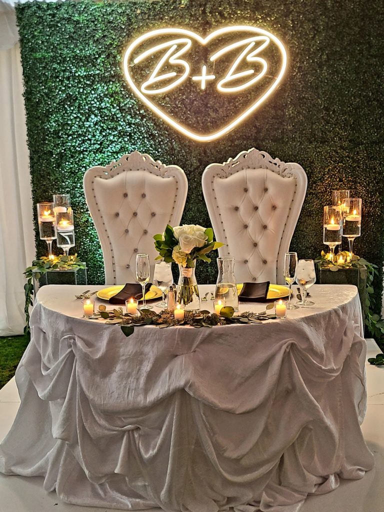 Shangri-La Wedding Table
